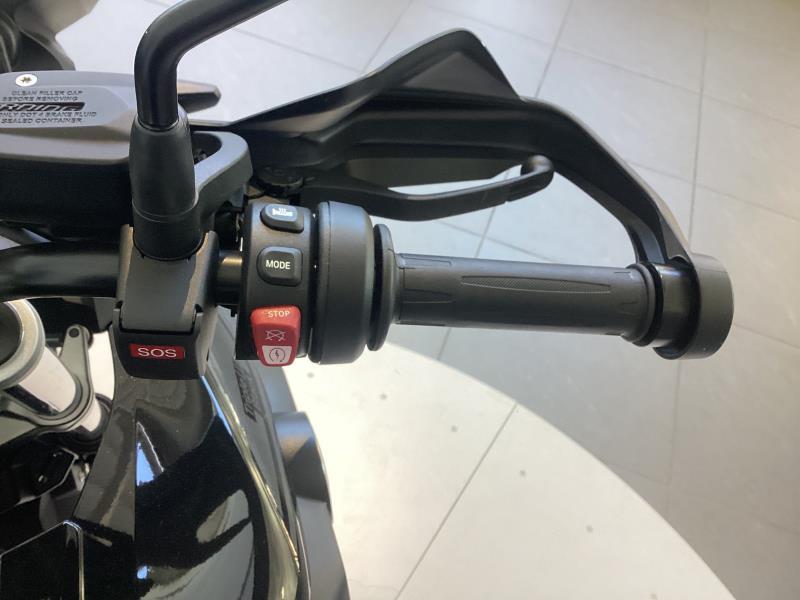 BMW F 750 GS Triple Black Abs