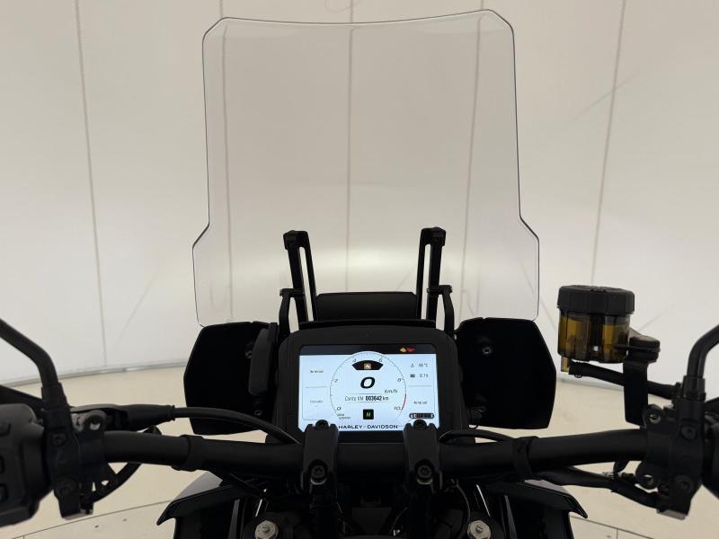 HARLEY DAVIDSON Pan America 1250 Vivid Black