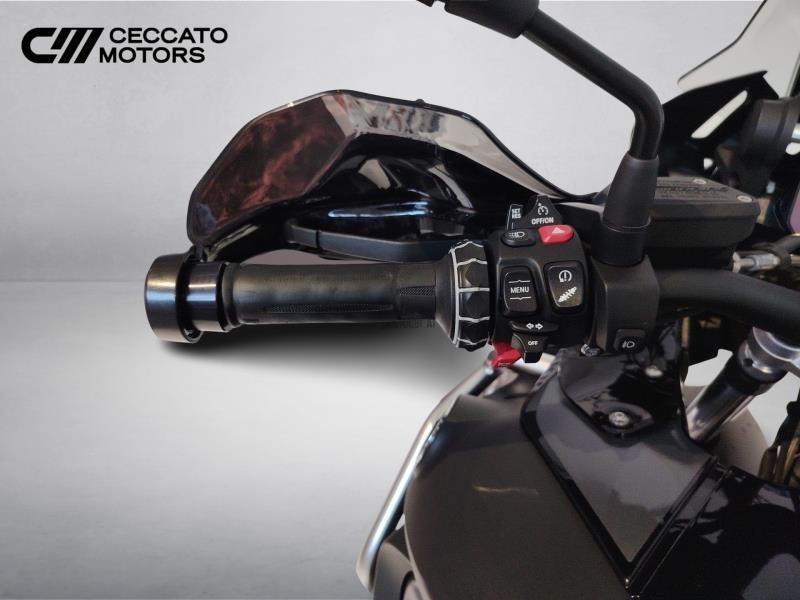 BMW R 1250 GS Triple Black Abs