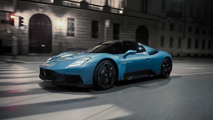 Mcpura Cielo Side View Night City Street Crossing Desktop